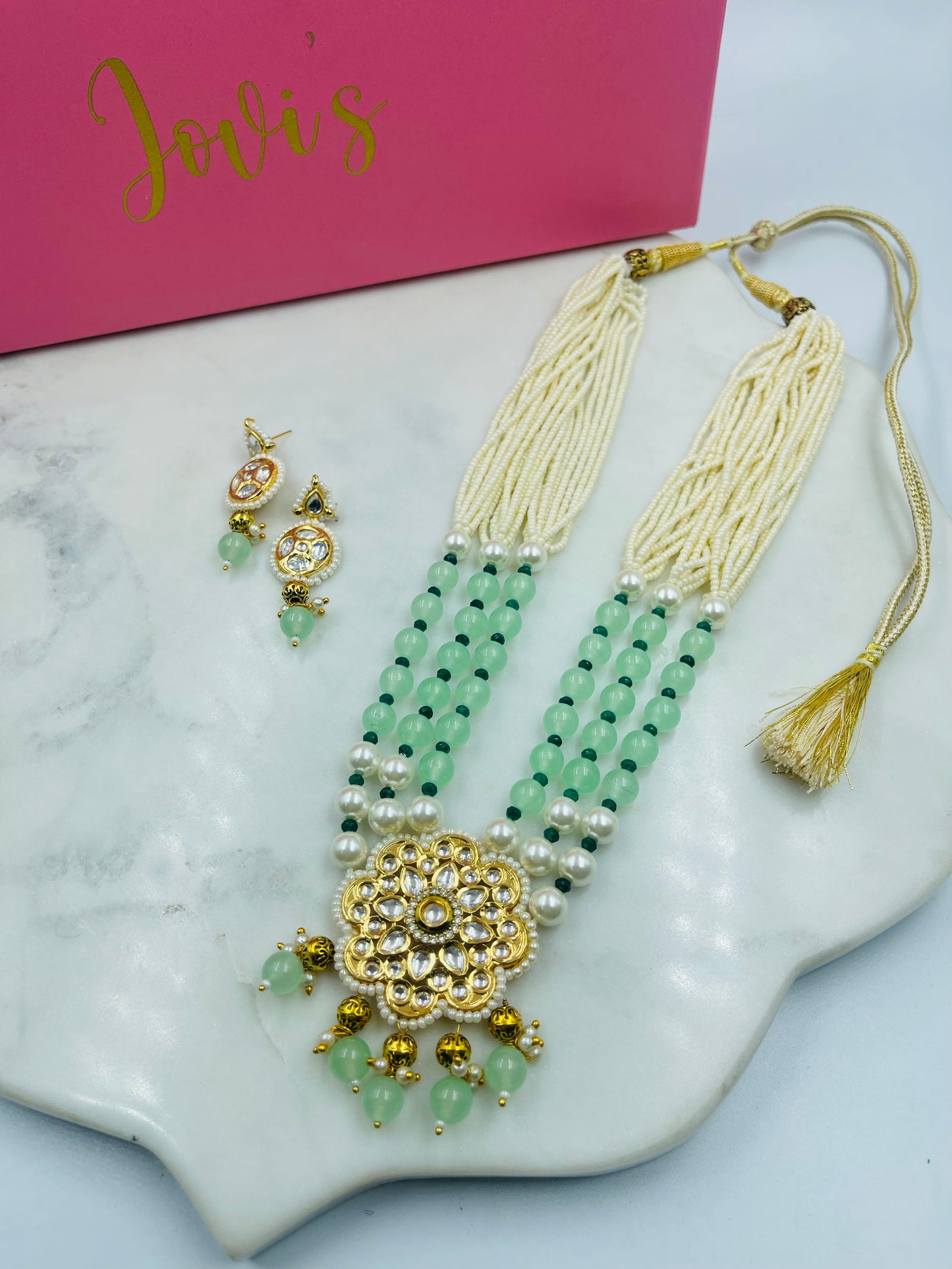 Long Polki Necklace with Semiprecious Aventurine Beads and Polki Earrings