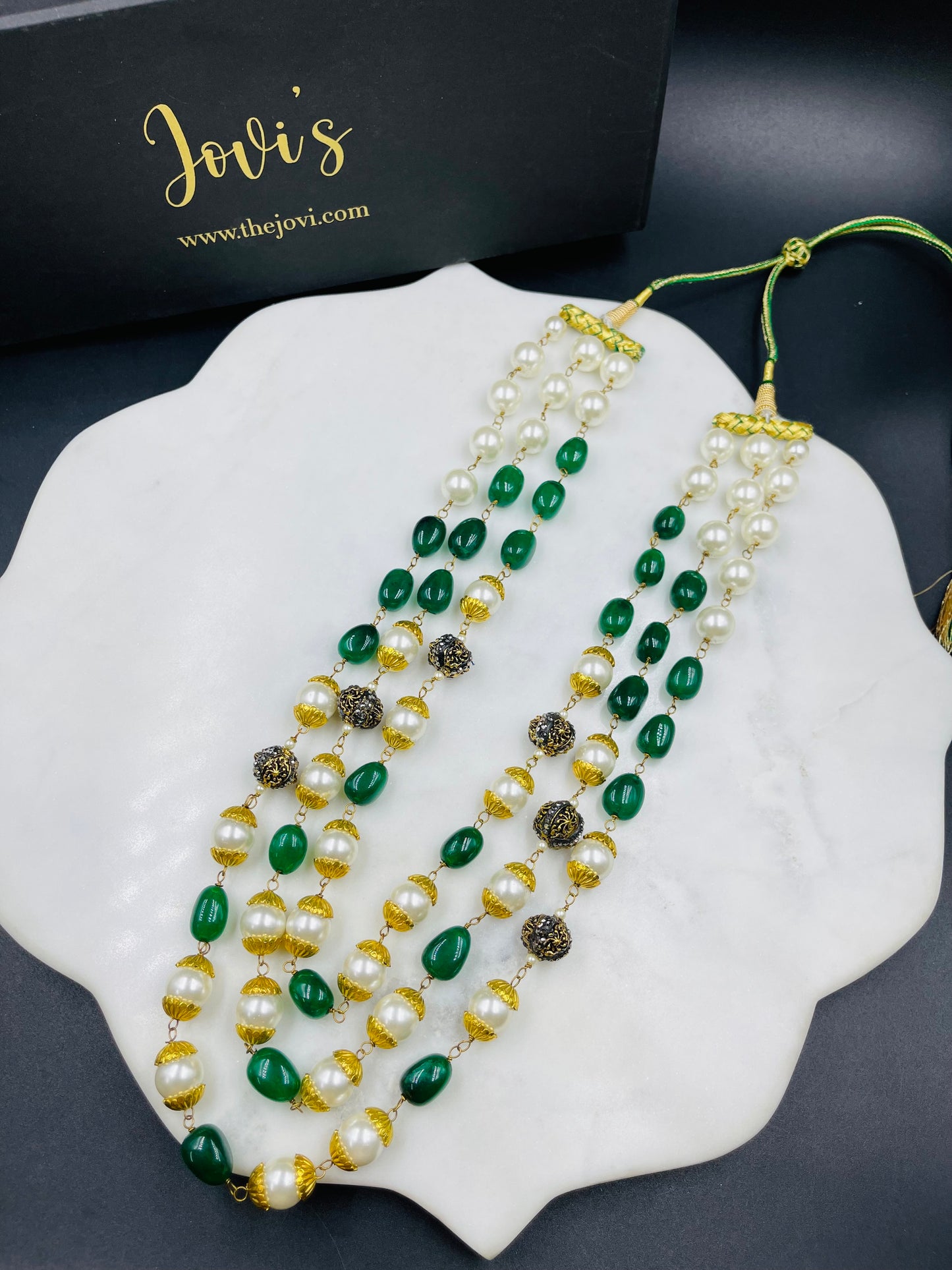 Triple Line Shell Pearl and Green Quartz String