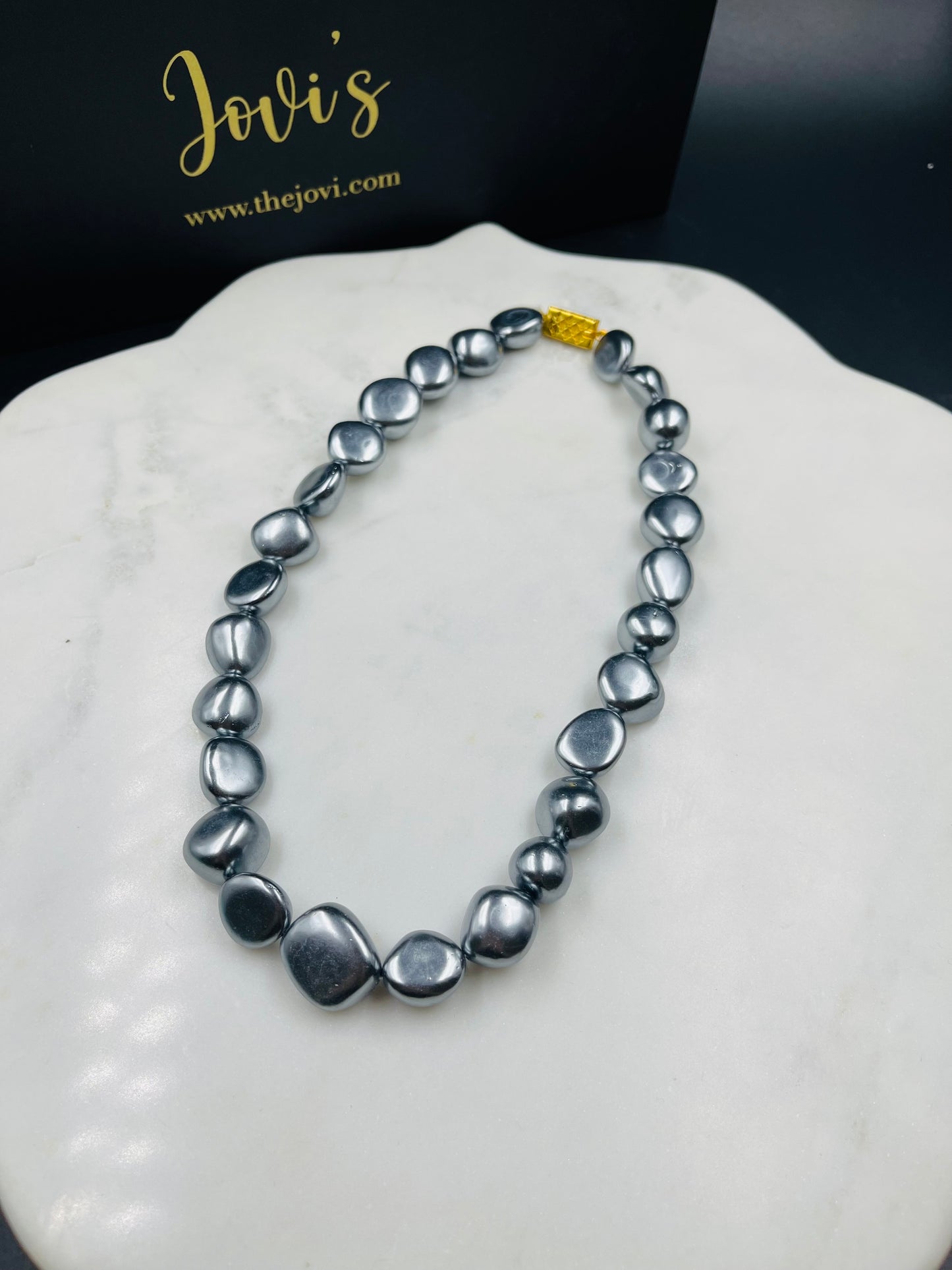 Grey Shell Pearl Single Line Statement Necklace