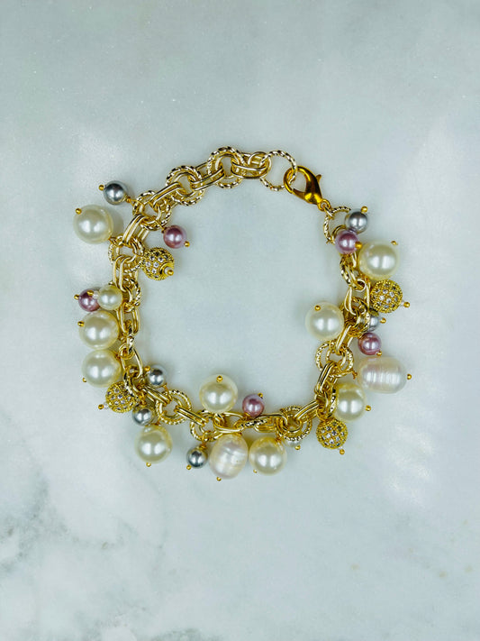 Freshwater & Shell Pearls Bracelet