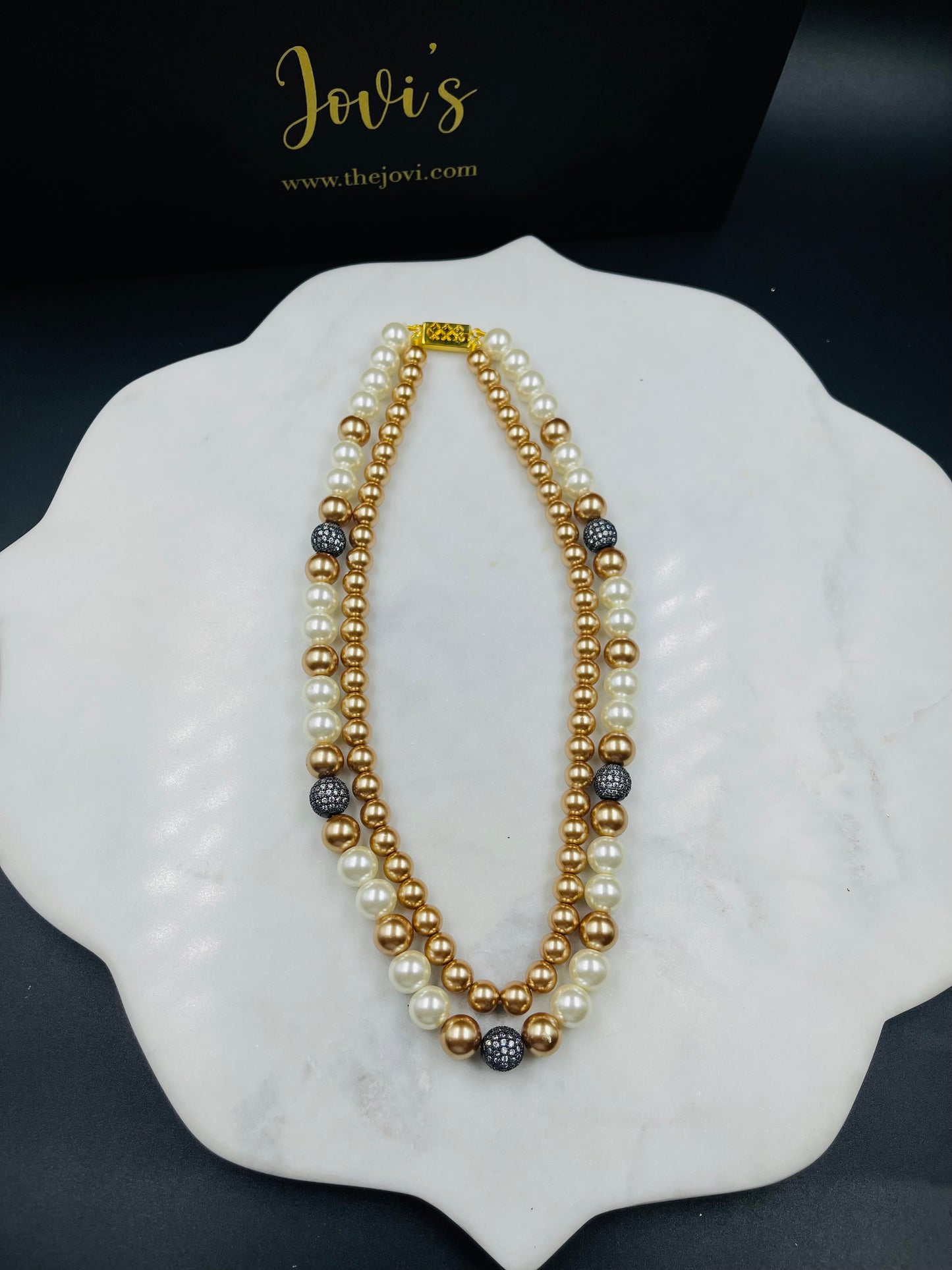 Double Line Shell Pearls Necklace with Crystal Accessories