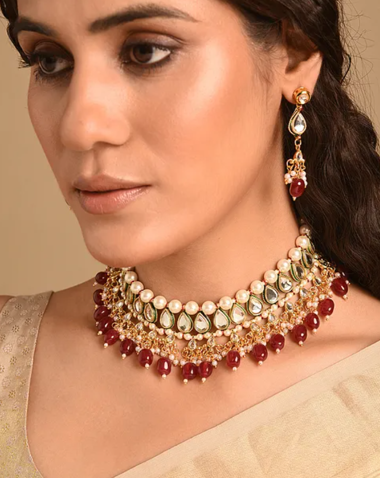 Red Quartz and Kundan Necklace with Earrings