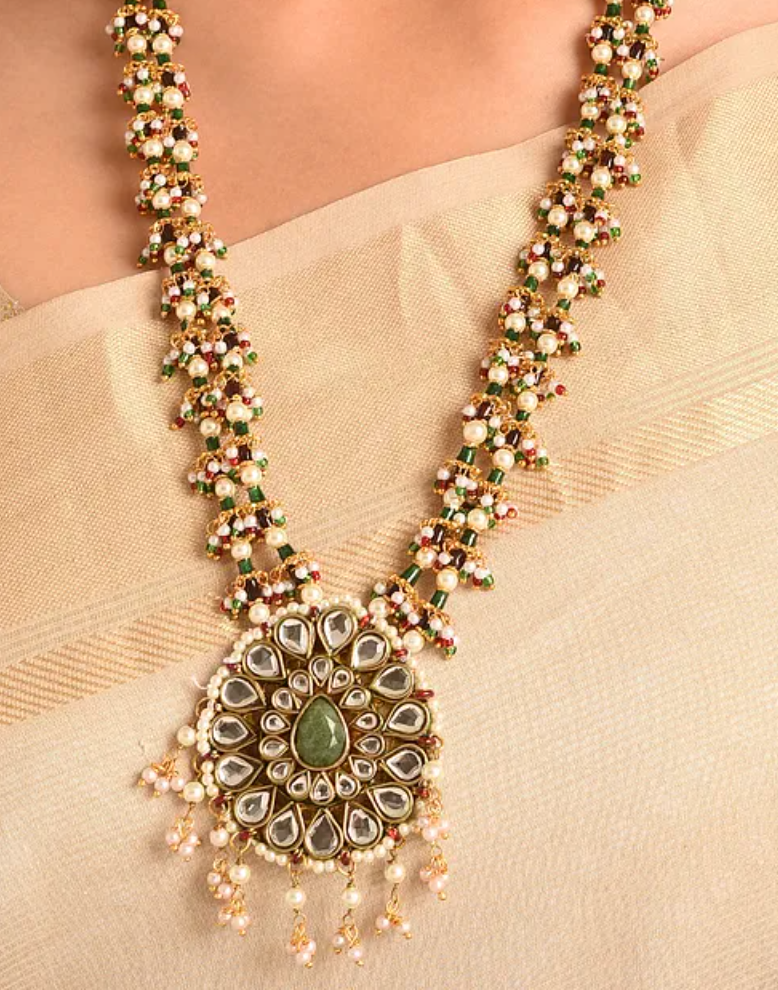 Statement Traditional Kundan Long Haar