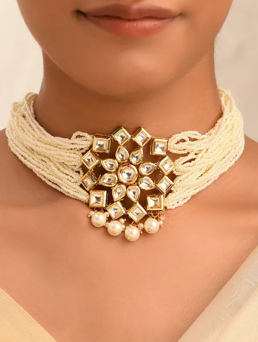 Kundan and Pearl Choker with Earrings