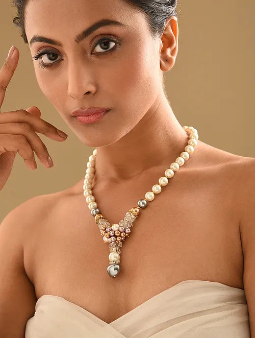 AMELIA Statement Single Line Pearl Necklace