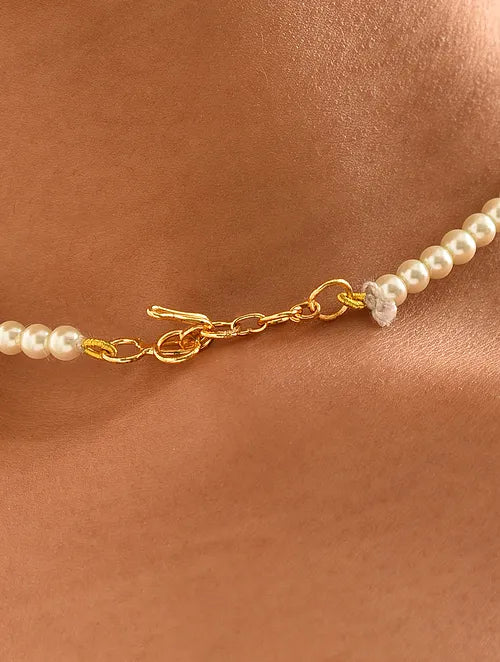 Jumbled White & Gold Shell Pearls Necklace