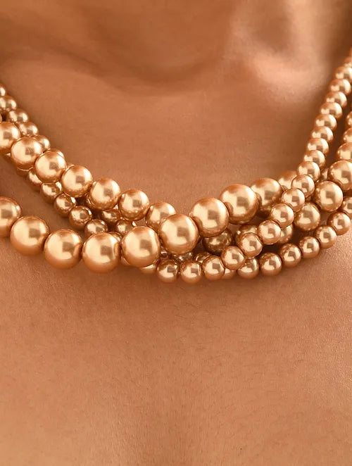 Twisted Shell Pearls Necklace